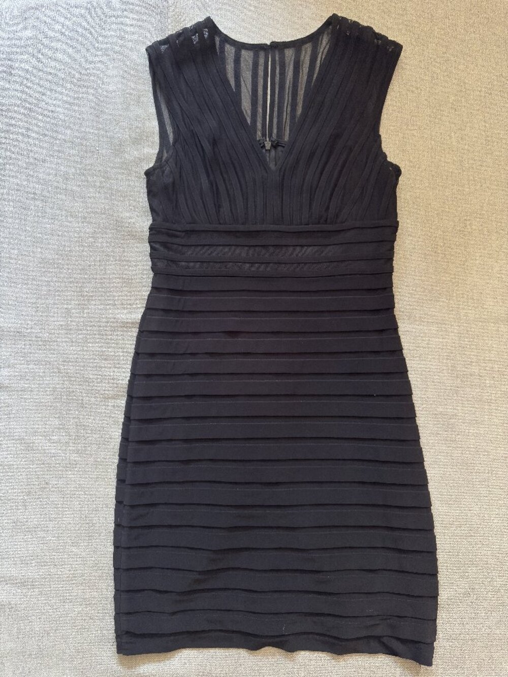 Adrianna Papell LBD Little Black Dress Pleated Jersey Size 6